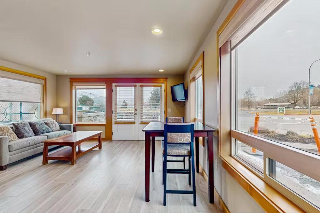 Driftin' Cabanas Chelan Dış mekan fotoğraf